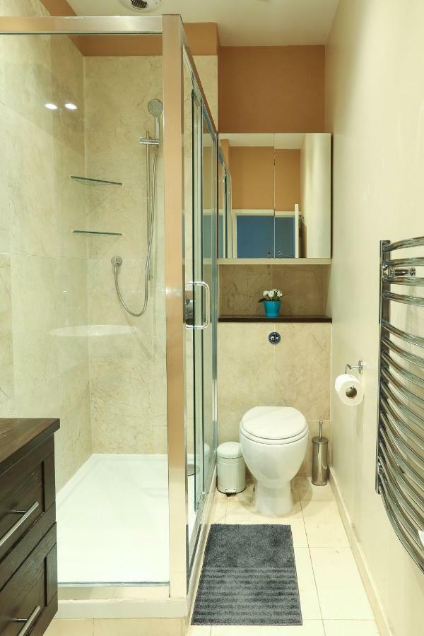 Apartamento Modern Flat Near Central London Londres